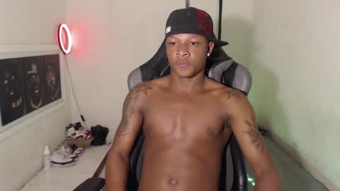 Snapshot of alid_17 chatting on January 2, 4:13 pm Alid 17 online show from January 2, 4:13 pm