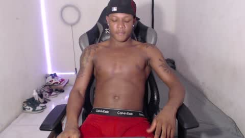 Snapshot of alid_17 chatting on January 5, 10:50 pm Alid 17 online show from January 5, 10:50 pm