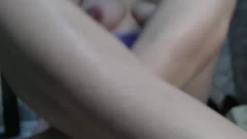 Snapshot of alidaalida2 chatting on December 20, 6:37 pm alidaalida2 online show from December 20, 6:37 pm