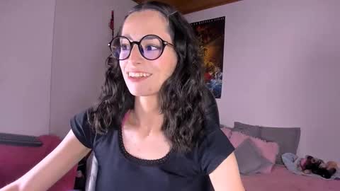 Aiko  Independent Model  online show from December 15, 10:58 pm