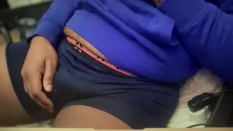 aliensuperstar423 online show from March 9, 3:54 am