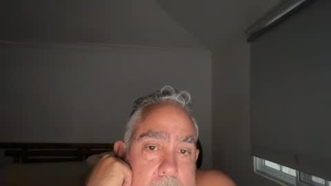 Snapshot of alientv chatting on March 3, 10:48 pm alientv online show from March 3, 10:48 pm