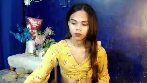 aliexagrey online show from November 13, 8:35 am