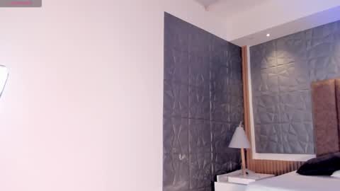 Alice online show from December 3, 8:18 pm