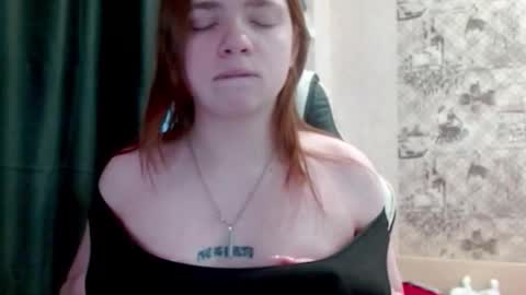 Snapshot of aliiice_stone chatting on March 7, 4:09 am Alice online show from March 7, 4:09 am