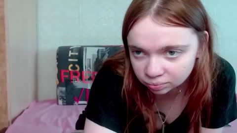 Snapshot of aliiice_stone chatting on March 16, 10:30 am Alice online show from March 16, 10:30 am