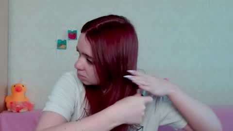 Snapshot of aliiice_stone chatting on March 23, 12:20 pm Alice online show from March 23, 12:20 pm