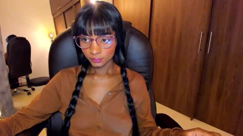 IG Alik nasso    online show from October 24, 5:15 am