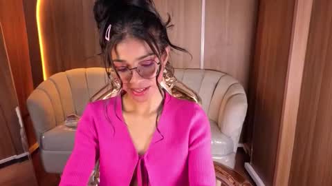 alina_b_ online show from February 24, 8:18 pm