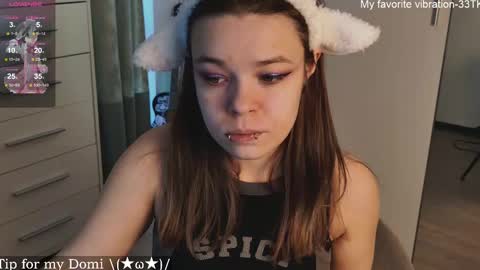 Snapshot of alinabae chatting on February 24, 12:16 pm Alina and Ben online show from February 24, 12:16 pm