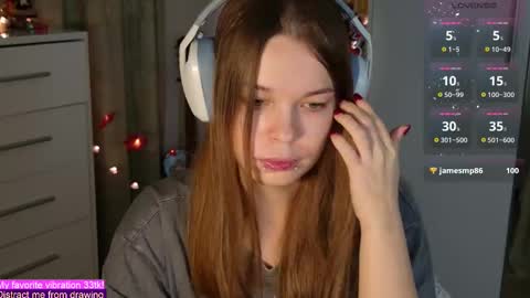 Snapshot of alinabae chatting on October 28, 9:39 pm Alina and Ben online show from October 28, 9:39 pm