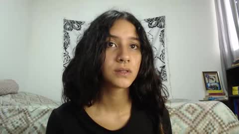 Snapshot of alinawoolf_ chatting on December 30, 6:05 pm  Ali  online show from December 30, 6:05 pm