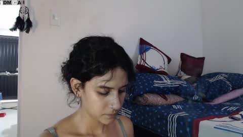  Ali  online show from November 5, 7:03 pm