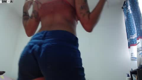  Ali  online show from March 12, 9:43 pm