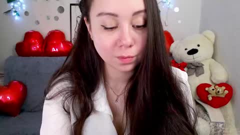 AlinaXRose online show from April 14, 12:05 am