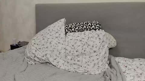 Aline Greeeen online show from November 8, 1:17 am