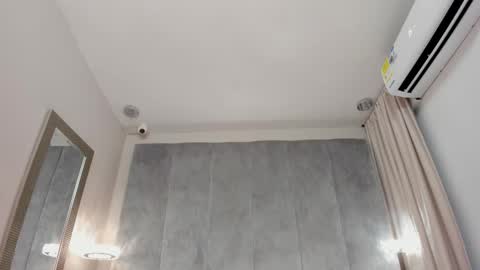 Alinna  online show from January 17, 10:23 pm