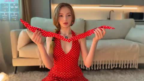 Snapshot of alis_molli chatting on July 10, 3:03 pm Alisa but you can call me Molli online show from July 10, 3:03 pm