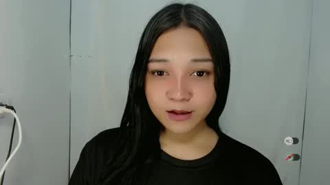 Shanti xhey online show from May 25, 1:28 pm
