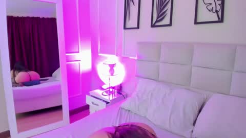     online show from January 29, 7:11 pm