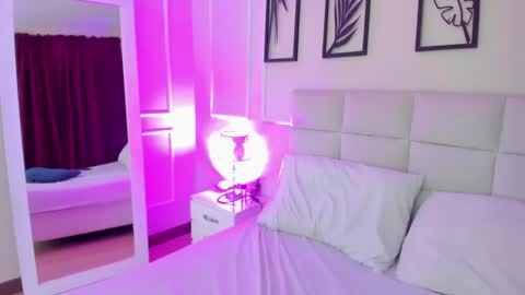     online show from January 29, 10:22 pm