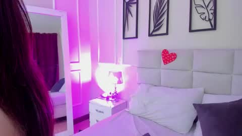     online show from February 19, 11:25 pm