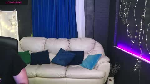 Snapshot of alisaaleks chatting on January 25, 5:51 pm Alisa Aleks online show from January 25, 5:51 pm