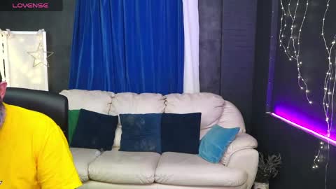 Snapshot of alisaaleks chatting on February 17, 4:59 pm Alisa Aleks online show from February 17, 4:59 pm