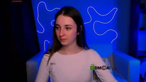 Snapshot of alisabliss chatting on April 17, 8:01 pm Alisa online show from April 17, 8:01 pm