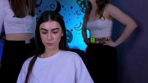 Snapshot of alisabliss chatting on April 19, 9:19 am Alisa online show from April 19, 9:19 am