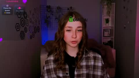 Snapshot of alisabliss chatting on April 24, 7:38 pm Alisa online show from April 24, 7:38 pm