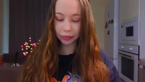 Snapshot of alise_kitty chatting on January 10, 6:59 am alise online show from January 10, 6:59 am