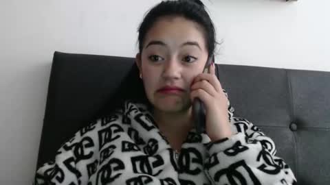 Snapshot of alisha_9997 chatting on September 25, 1:04 pm alisha_9997 online show from September 25, 1:04 pm