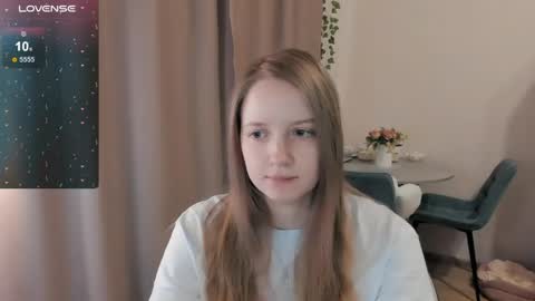 Alya online show from May 4, 1:40 pm