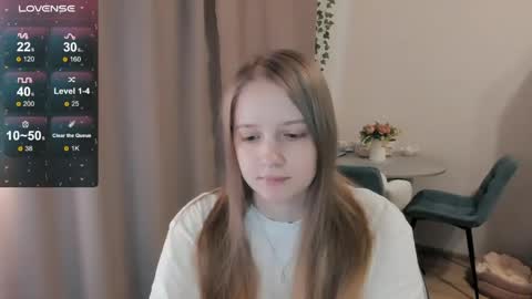 Alya online show from May 16, 4:28 pm
