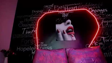 Snapshot of alishaa_nixx chatting on September 30, 2:05 am alishaa_nixx online show from September 30, 2:05 am