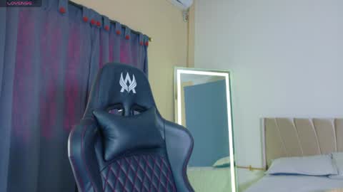 Alisha online show from May 25, 12:44 pm