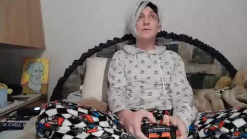 Alisha online show from November 9, 6:23 am