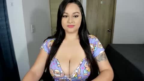 alisia online show from December 3, 10:08 pm