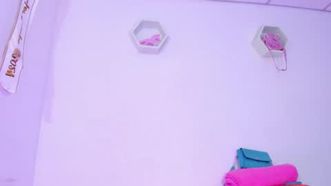 Alisia online show from December 4, 8:18 pm