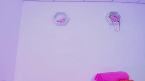 Alisia online show from December 16, 4:13 am