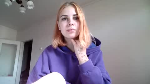 Snapshot of alismoona chatting on September 26, 7:45 am Alisa online show from September 26, 7:45 am