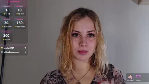 Snapshot of alismoona chatting on November 19, 6:52 pm Alisa online show from November 19, 6:52 pm