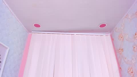 Snapshot of alison_ferrera chatting on January 3, 1:59 am Ali online show from January 3, 1:59 am