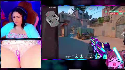 Snapshot of alison_gamer chatting on October 1, 3:51 pm Alison online show from October 1, 3:51 pm