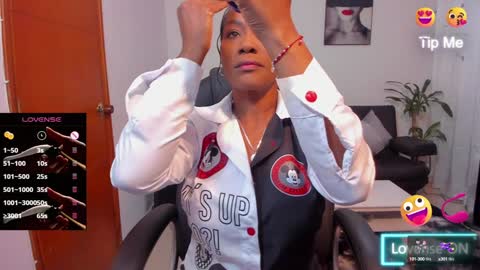 Alisson online show from February 8, 1:01 pm