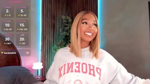 Alison Moon  online show from November 3, 10:53 pm