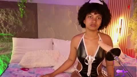 Mia online show from January 11, 8:14 pm