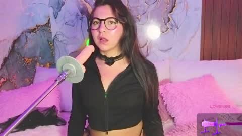 Mia online show from April 16, 8:42 pm