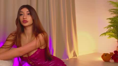 Snapshot of alissa_foxx chatting on January 13, 12:43 pm alissa_foxx online show from January 13, 12:43 pm